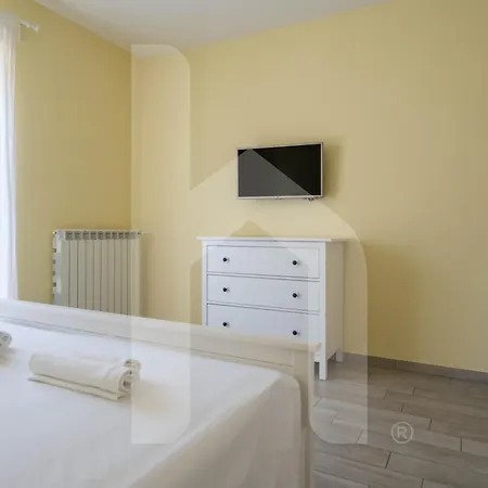 Homiday - Residenza D'Annunzio Apartment Pineto Exterior photo