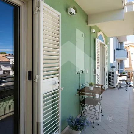 Homiday - Residenza D'Annunzio Apartment Pineto Exterior photo